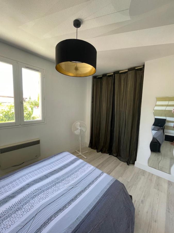 T2 Proche Plage Carqueiranne Ngoại thất bức ảnh